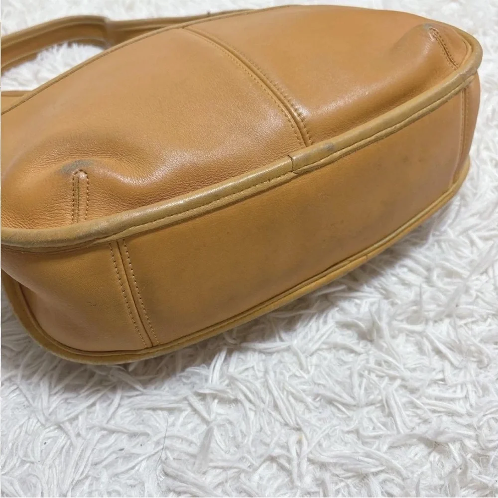 Coach Caramel Leather Hobo Bag - Picture 4 of 13